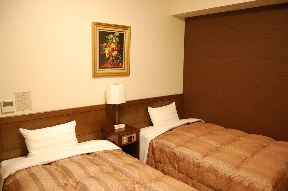 Hotel Route-Inn Yokohama Bashamichi Eksteriør billede